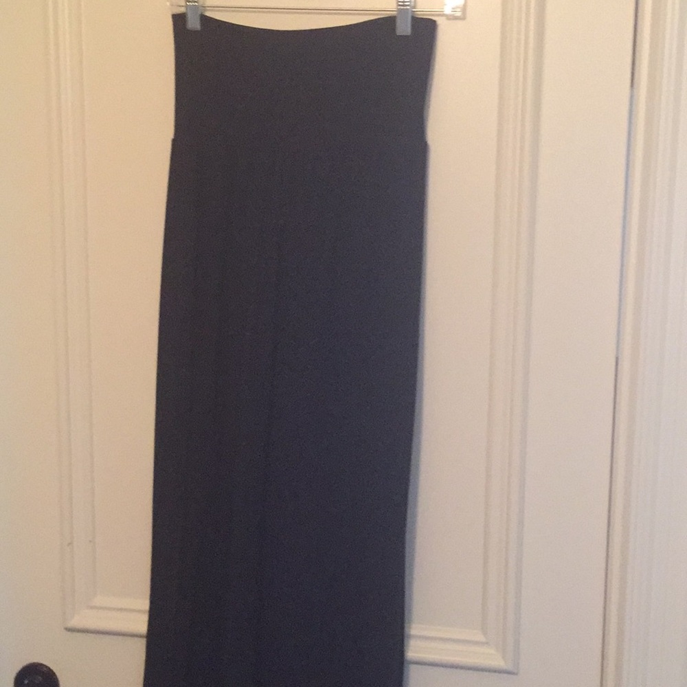 Black skirt